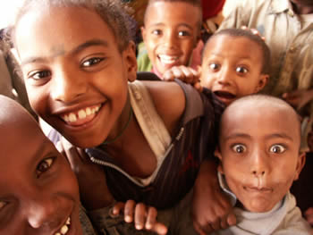 ETIOPIA: Addis Abeba, bambini di strada